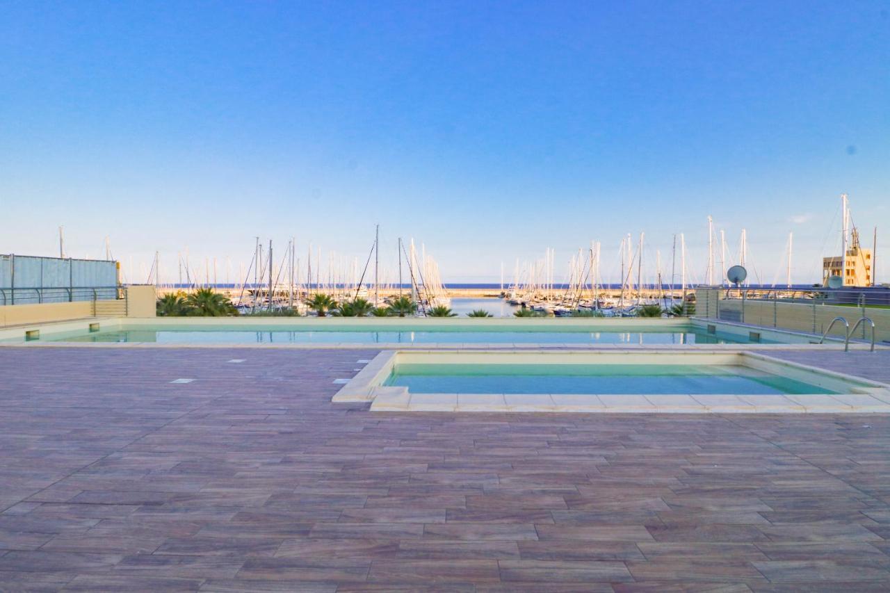 Апартаменты H11 Luxury 9A - Porto - Piscina - Jacuzzi Санто-Стефано-аль-Мар Экстерьер фото