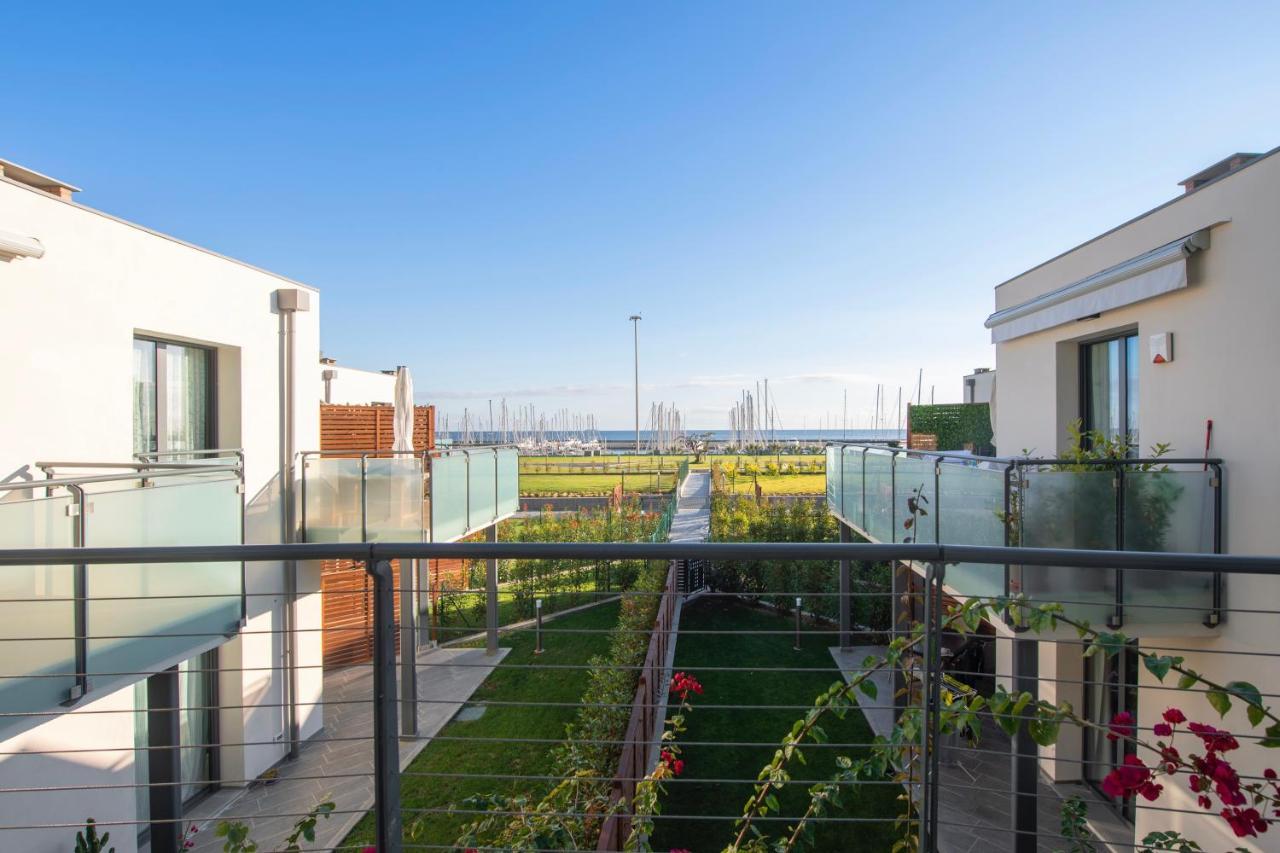 Апартаменты H11 Luxury 9A - Porto - Piscina - Jacuzzi Санто-Стефано-аль-Мар Экстерьер фото